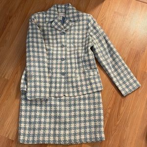 Womens J.G. Hook Skirt Suit